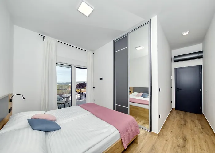 Villa Flokica Maslenica