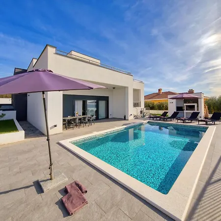 Villa Flokica Maslenica