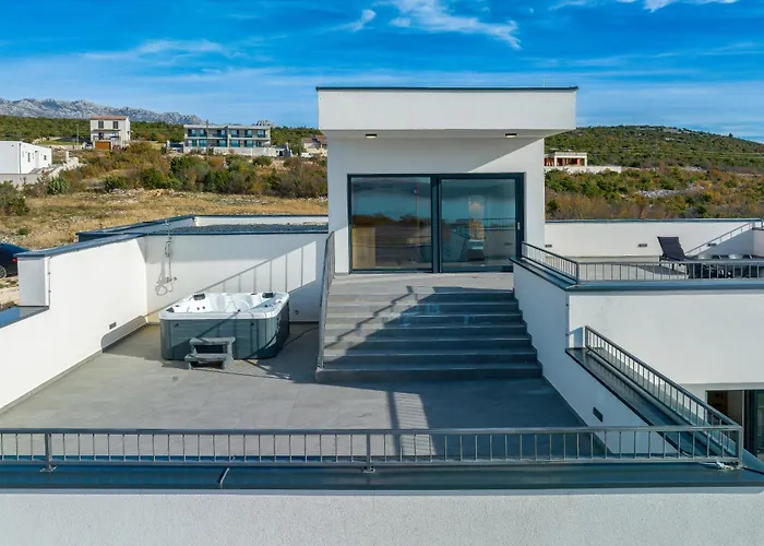 Villa Flokica *